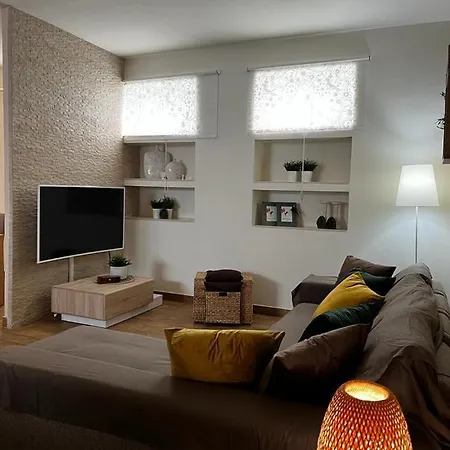 Casa Vacanza Samia בית הארחה ג'יארה